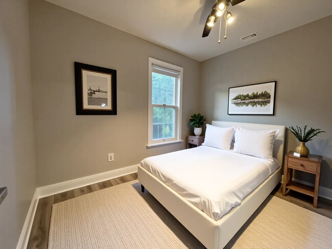 115 Spadina Ave in Hamilton, ON - Building Photo - Building Photo