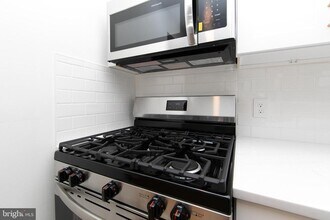 32 Willis Ave in Cherry Hill Township, NJ - Building Photo - Building Photo