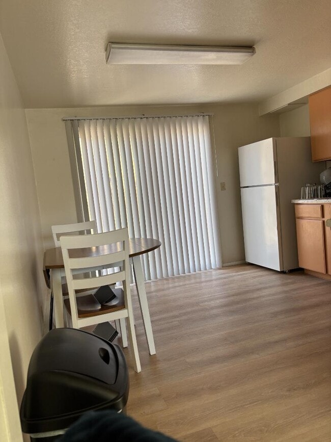 401 Paper Collar Row in Diamondville, WY - Building Photo - Building Photo