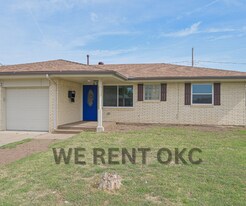 853 SW 8th St in Moore, OK - Building Photo