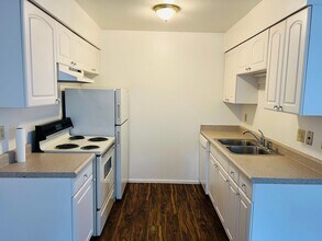 3212 SE 9th Ave in Portland, OR - Building Photo - Building Photo