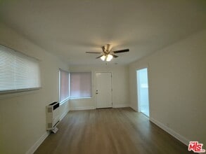 4215 S Budlong Ave in Los Angeles, CA - Building Photo - Building Photo