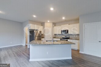 3440 Bridgewood Dr in Macon, GA - Building Photo - Building Photo