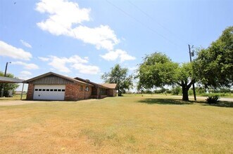 8228 County Rd 1004 in Godley, TX - Building Photo - Building Photo