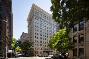498 WEA in New York, NY - Building Photo