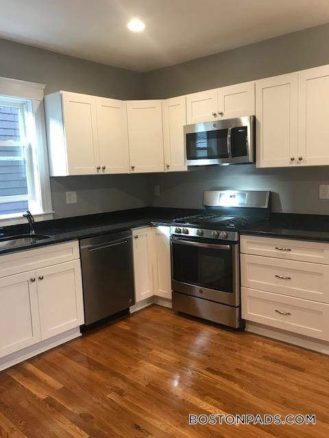 23 Berwick Rd in Medford, MA - Building Photo