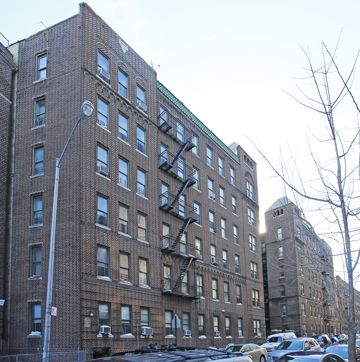 611 Argyle Road in Brooklyn, NY - Building Photo