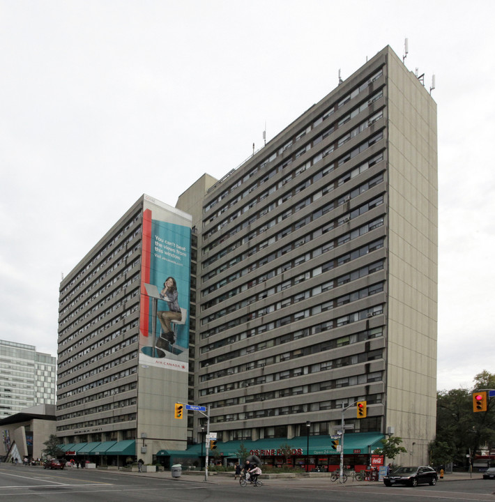 Senator David A. Croll Apartments in Toronto, ON - Building Photo