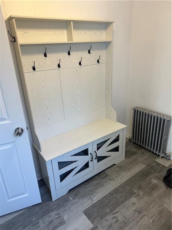 38 Oak St in Westerly, RI - Foto de edificio - Building Photo