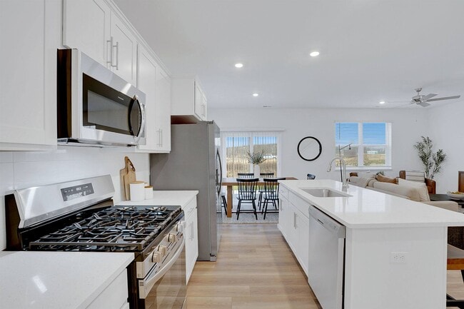 Canvas at Crown Point in Crown Point, IN - Building Photo - Building Photo