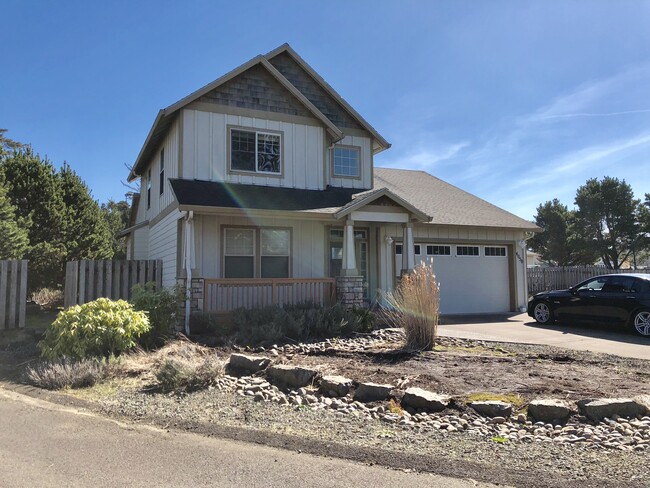 property at 4050 Evergreen Ave