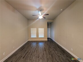 1211 FM306 in Canyon Lake, TX - Building Photo - Building Photo