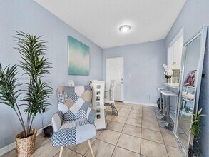 13820 SW 112th St in Miami, FL - Building Photo - Building Photo