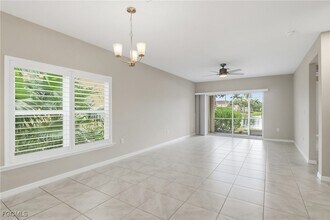 3760 Crofton Court in Ft. Myers, FL - Building Photo - Building Photo
