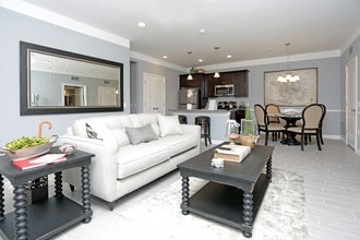 Annsbury East Apartments in Shelby Township, MI - Foto de edificio - Interior Photo