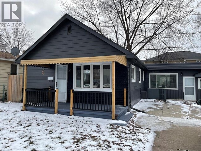 property at 819 Frank Ave