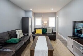 105 Hudson Ave, Unit APT 2 in Cohoes, NY - Building Photo - Building Photo