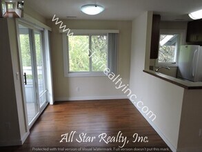 4230 Folker St in Anchorage, AK - Building Photo - Building Photo