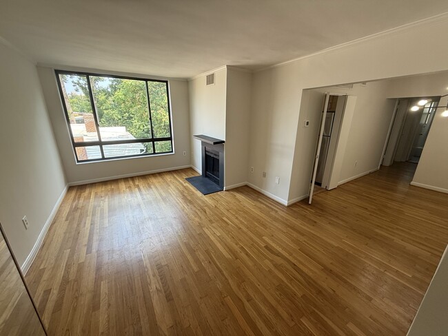 2605 39th St NW in Washington, DC - Building Photo - Building Photo