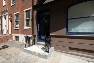 1121 Spruce St in Philadelphia, PA - Foto de edificio - Building Photo