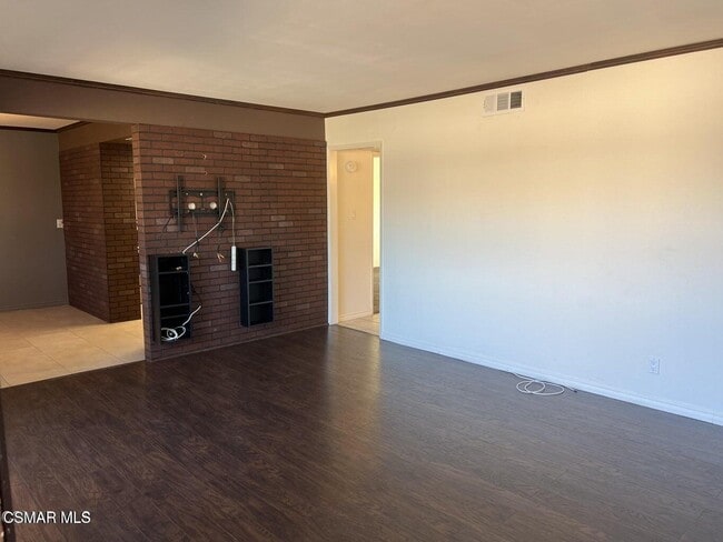 18617 Clark St in Los Angeles, CA - Building Photo - Building Photo