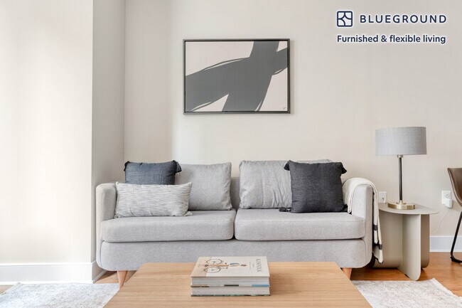 425 L St NW in Washington, DC - Building Photo - Building Photo