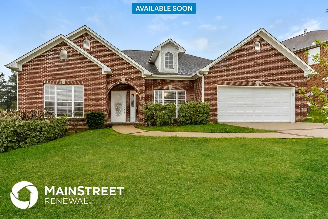 1215 Riverford Dr in Birmingham, AL - Building Photo
