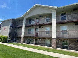 1519 S 125 E St in Orem, UT - Building Photo