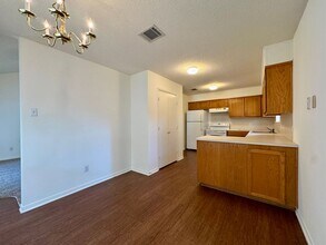 966 Parkview Cir in Hewitt, TX - Building Photo - Building Photo