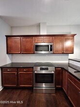 1807 Fox Den Way in Greenville, NC - Building Photo - Building Photo