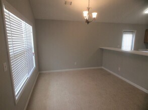 5216 Alexander St in Union City, GA - Building Photo - Building Photo