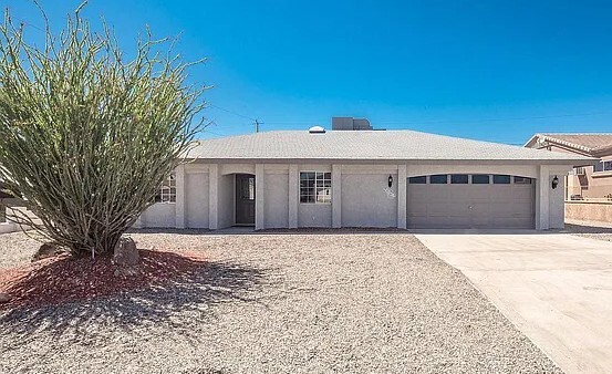 3515 Mockingbird Dr in Lake Havasu City, AZ - Building Photo