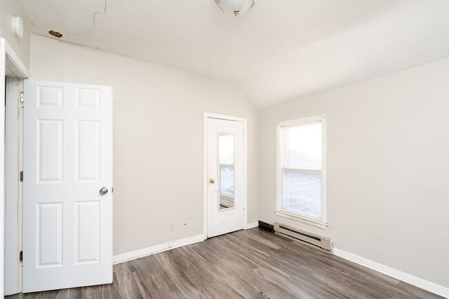 1315 State St in Cedar Falls, IA - Building Photo - Building Photo