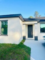 2425 Millie Ave S in Lehigh Acres, FL - Building Photo