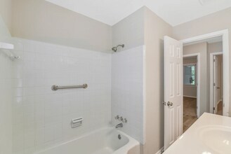 2028 Syracuse Dr in Charlotte, NC - Building Photo - Building Photo