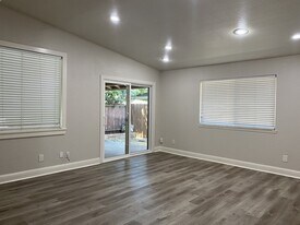 3020 Olive Glen Ct in Sacramento, CA - Building Photo