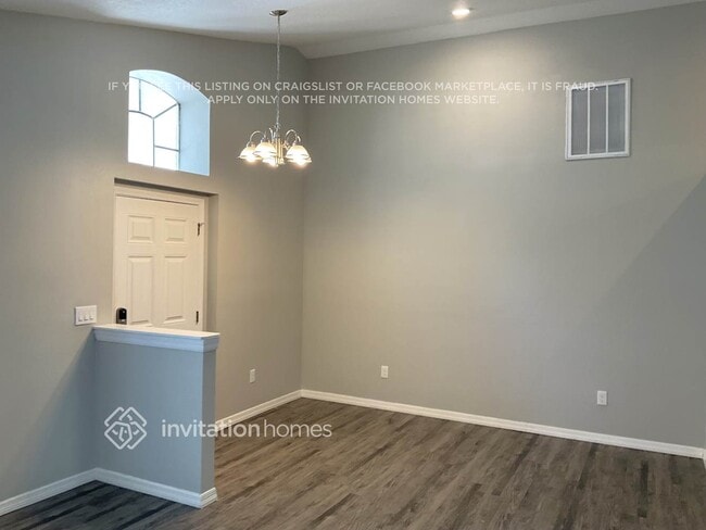 30939 Stone Arch Ave in Wesley Chapel, FL - Foto de edificio - Building Photo