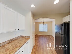 30568 N Zircon Dr in Queen Creek, AZ - Building Photo - Building Photo
