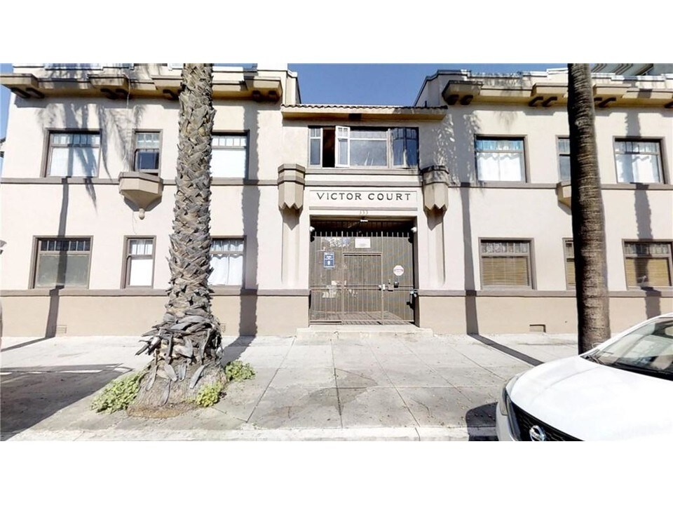 333 W 4th St in Long Beach, CA - Building Photo