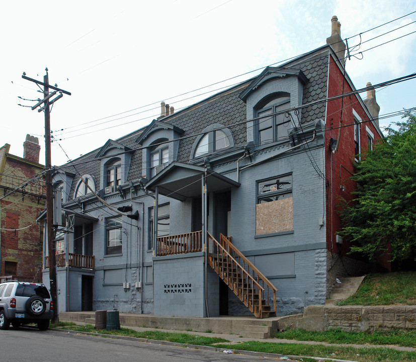 8-14 E 16th St in Covington, KY - Building Photo