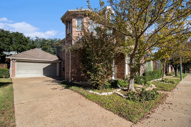 527 Southridge Way in Irving, TX - Building Photo - Building Photo