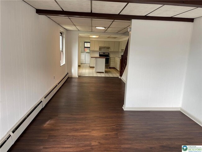 3125 N 2nd St in Hokendauqua, PA - Foto de edificio - Building Photo