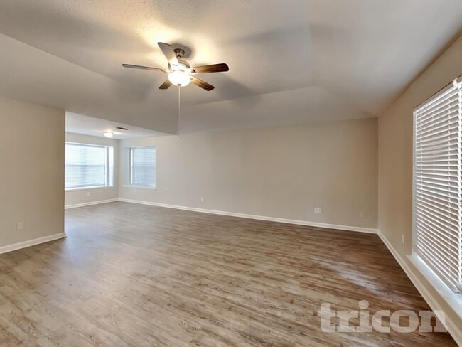 2407 Springridge Dr in Arlington, TX - Building Photo - Building Photo