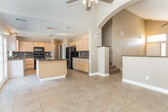 4455 Scarlet Sea Ave in North Las Vegas, NV - Foto de edificio - Building Photo