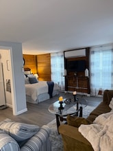 117 Walnut St, Unit Unit1 in Manchester, NH - Foto de edificio - Building Photo