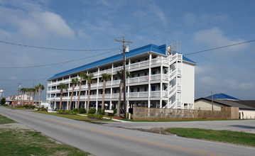 Sea Coast Suites in Surf City, NC - Building Photo - Building Photo