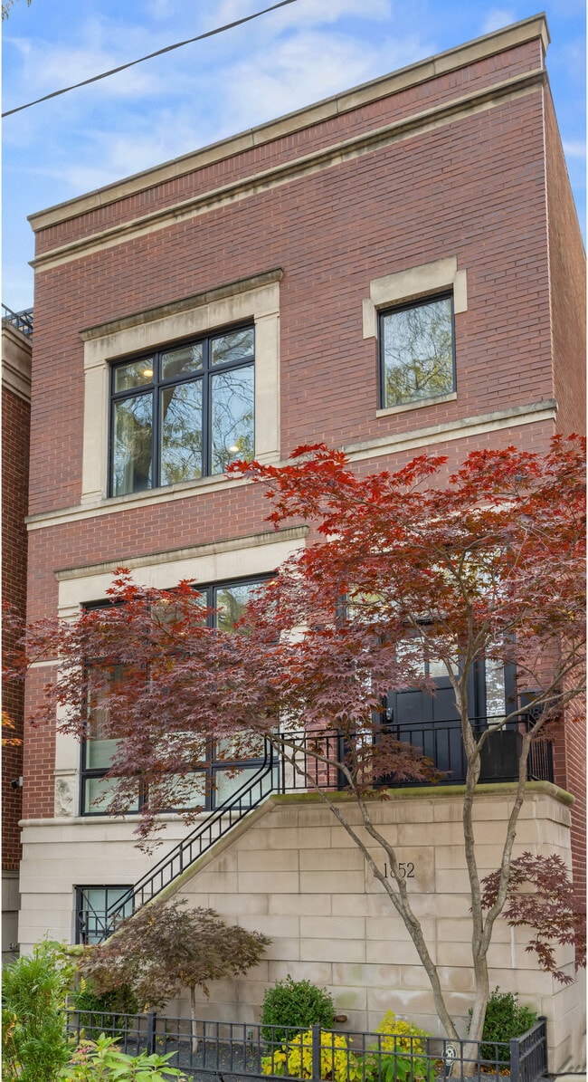 1852 N Mohawk St in Chicago, IL - Building Photo - Building Photo