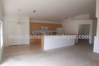 4604 Woodford Dr in Kissimmee, FL - Building Photo - Building Photo