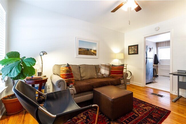 property at 3309 Grooms St