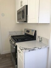 1863 N New Hampshire Ave, Unit 1861 in Los Angeles, CA - Building Photo - Building Photo
